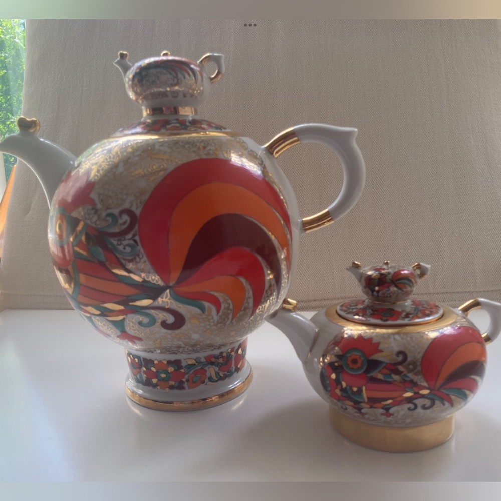Vintage LFZ Soviet Porcelain "Red Rooster" Teapot Set of 2 - USSR